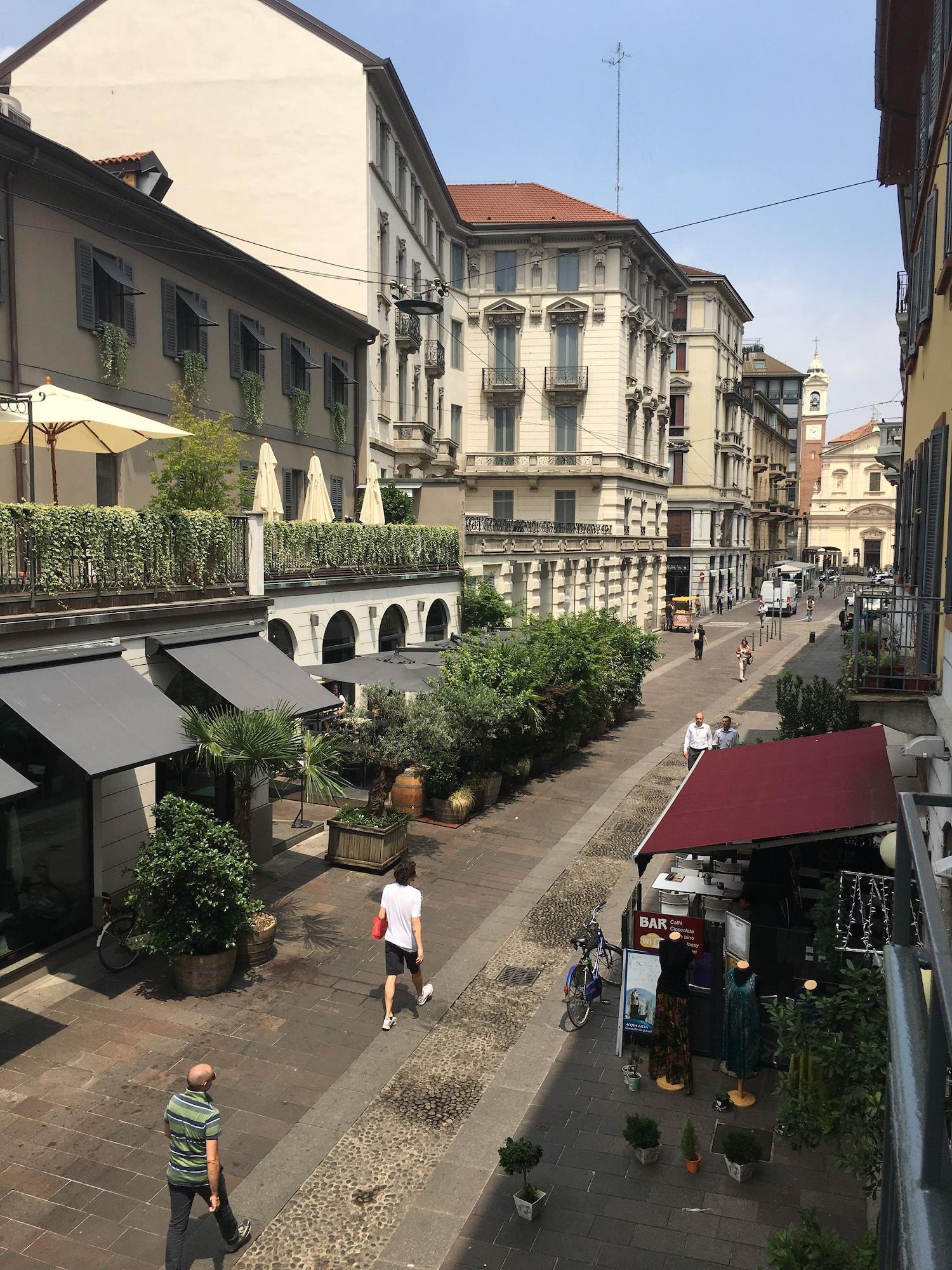 Ai Suma Hotel Milan Bagian luar foto