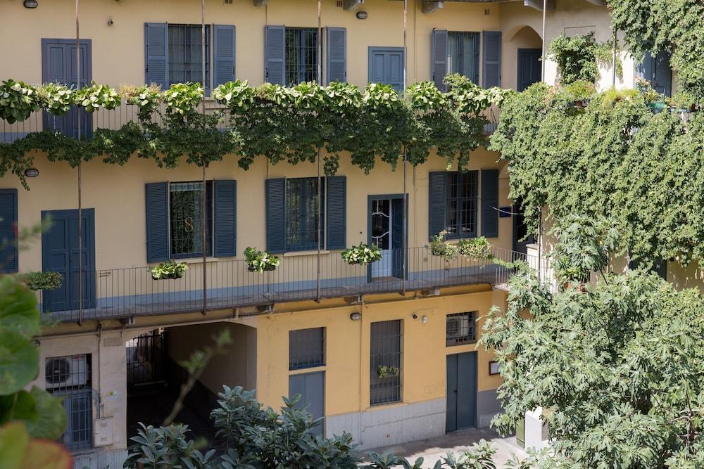 Ai Suma Hotel Milan Bagian luar foto
