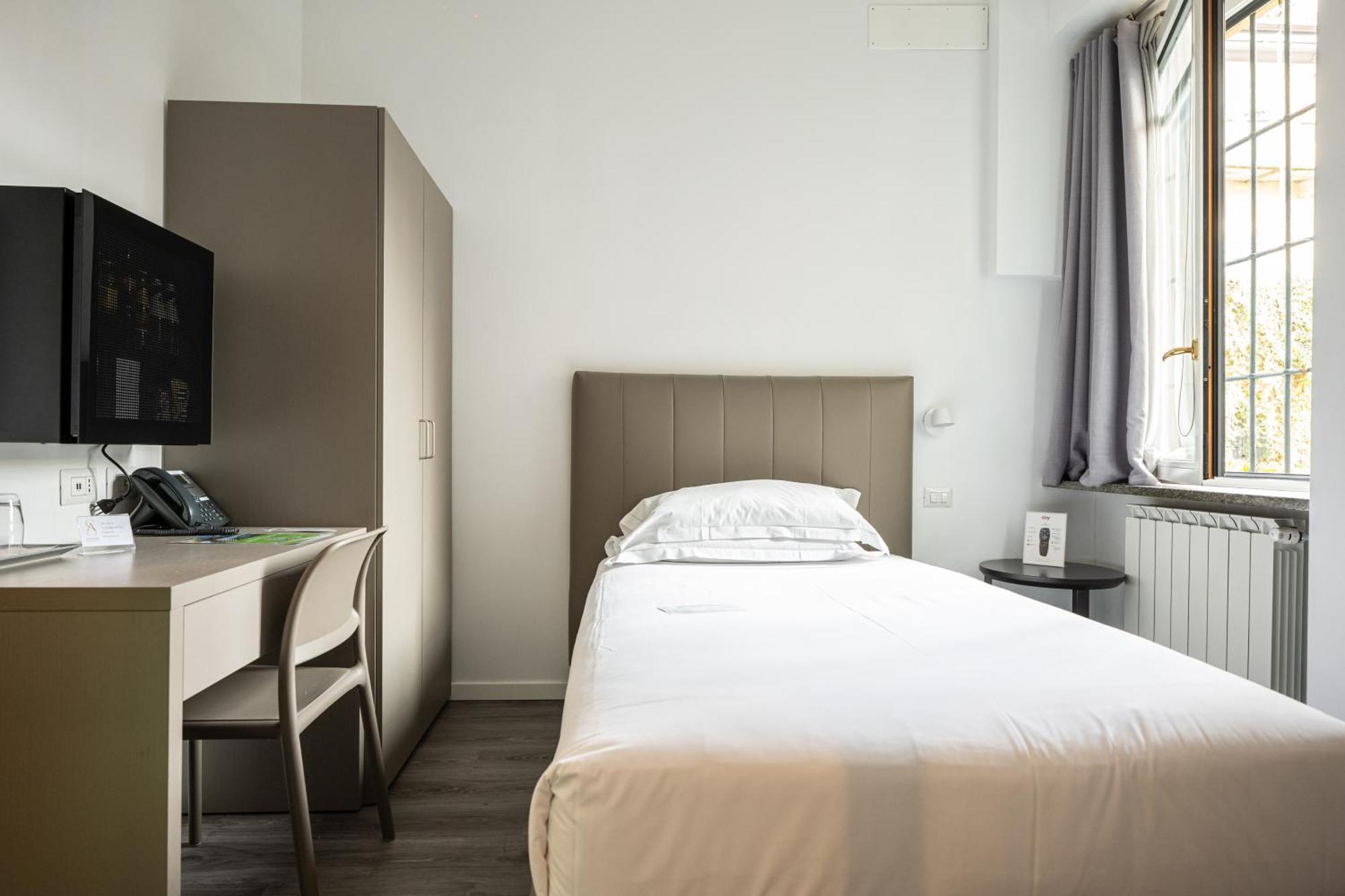 Ai Suma Hotel Milan Bagian luar foto