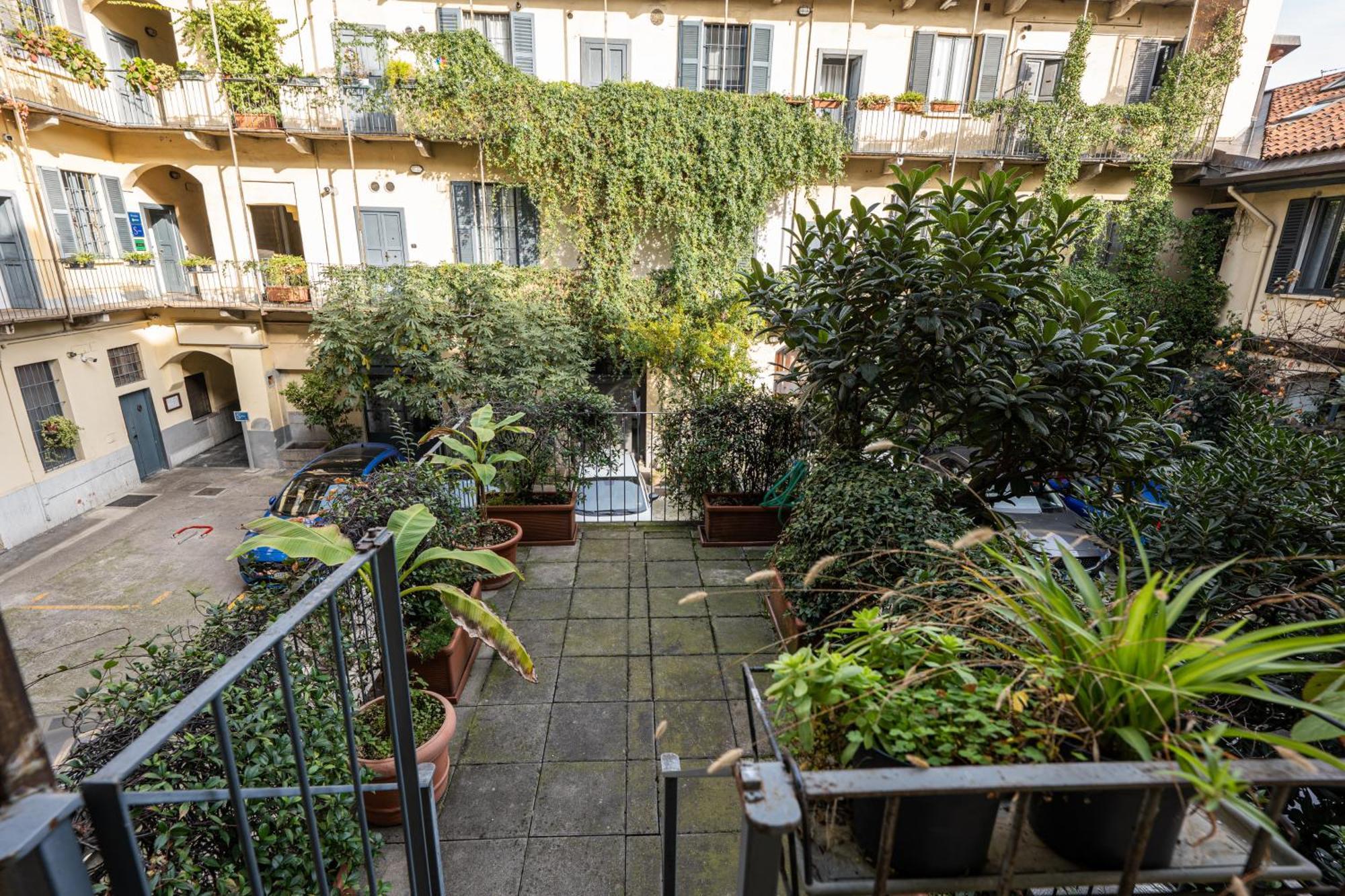 Ai Suma Hotel Milan Bagian luar foto