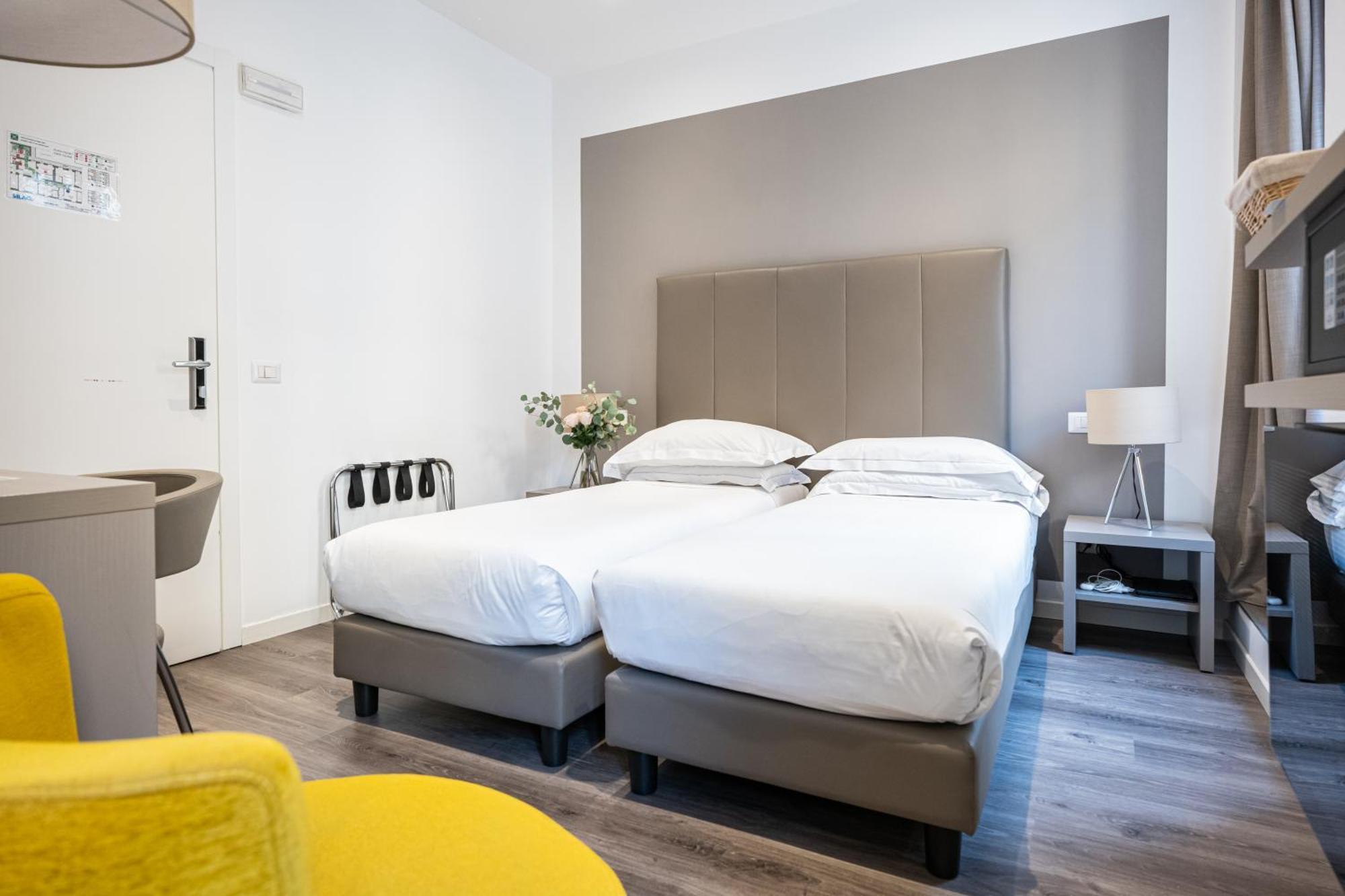 Ai Suma Hotel Milan Bagian luar foto